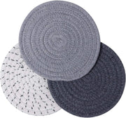 Set di 3 sottobicchieri intrecciati in filato di cotone, color grigio, diametro 17,8 cm