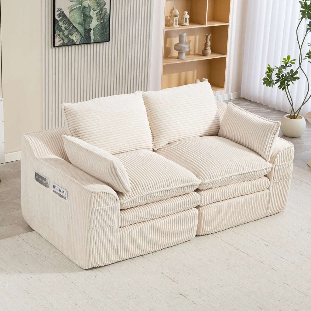 Divano 2 posti 191x94x85 cm con tasche laterali e cuscini; imbottitura a 3 strati; velluto a coste beige
