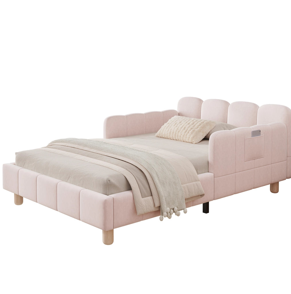Letto in velluto rosa con testiera inclinata e gambe in legno di gomma
