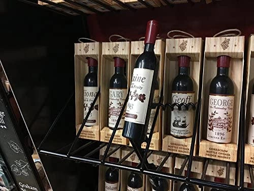 Miniatura di bottiglia di vino con cavatappi e apriscatole, con magnete