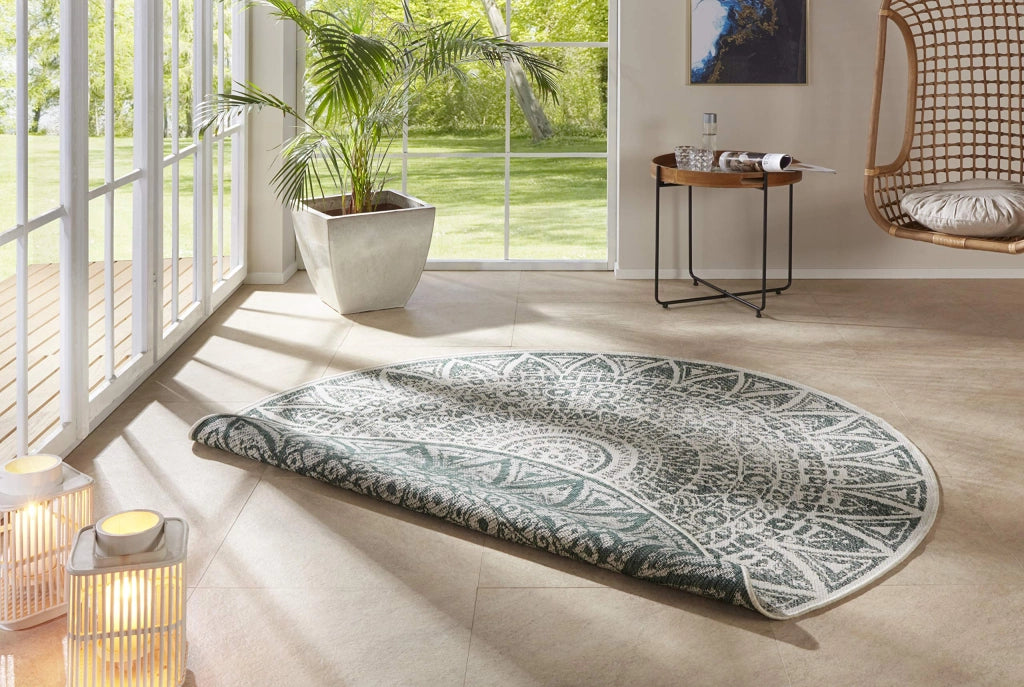 Tappeto rotondo per interni ed esterni, modello Nora, diametro 140 cm, verde/crema, resistente agli agenti atmosferici