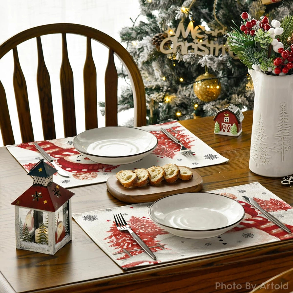 Set di 4 tovagliette a forma di pupazzo di neve, rosse, 30x45 cm, ideali per Natale