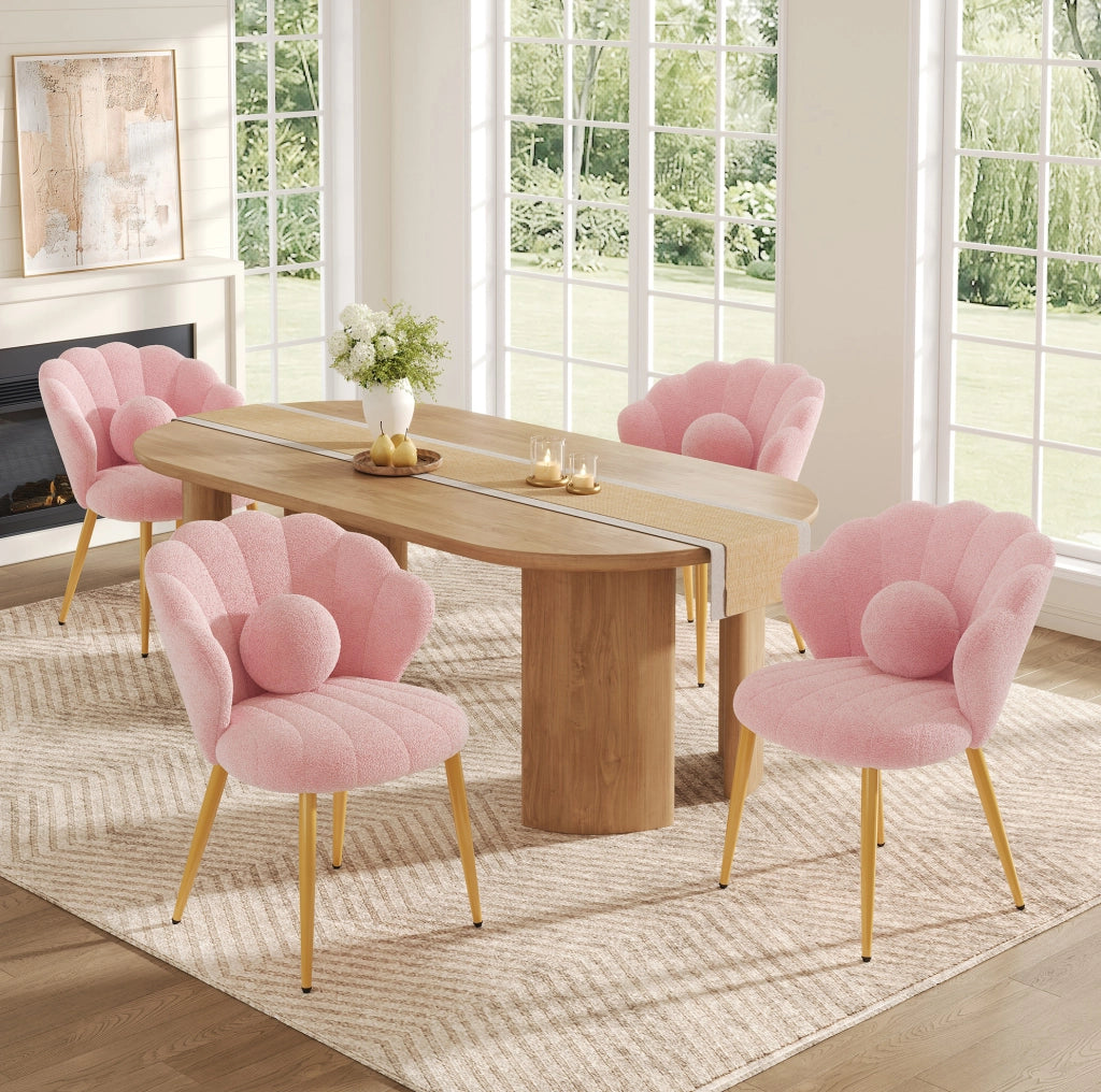 Set di 4 sedie da pranzo 60x62,5x83 cm in tessuto rosa con schienale a conchiglia