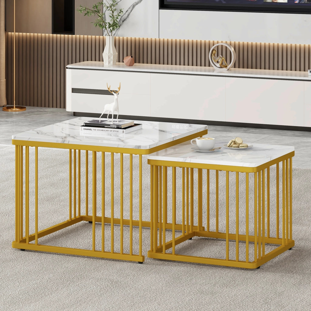 Tavolini da salotto quadrati set di 2 in MDF bianco effetto marmo lucido con gambe dorate regolabili e sovrapponibili