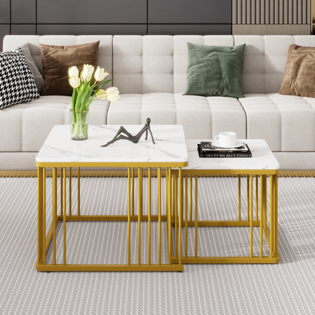 Tavolini da salotto quadrati set di 2 in MDF bianco effetto marmo lucido con gambe dorate regolabili e sovrapponibili