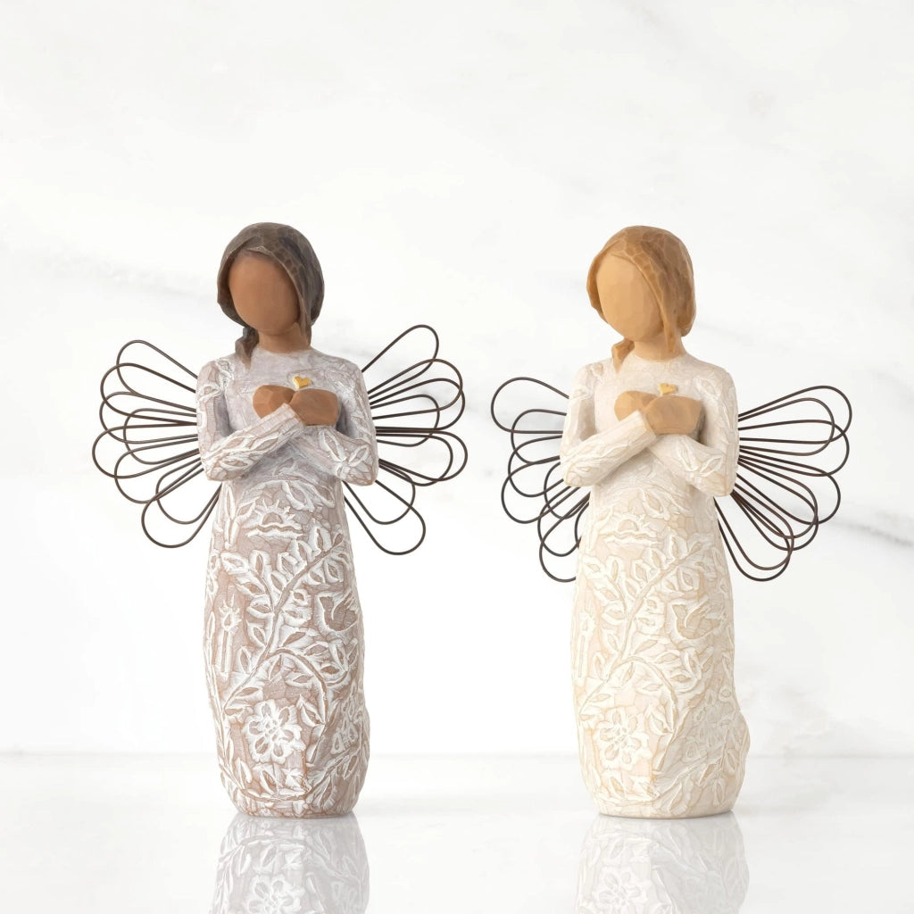 Angelo della memoria, pelle più scura, dipinto a mano, 13 cm