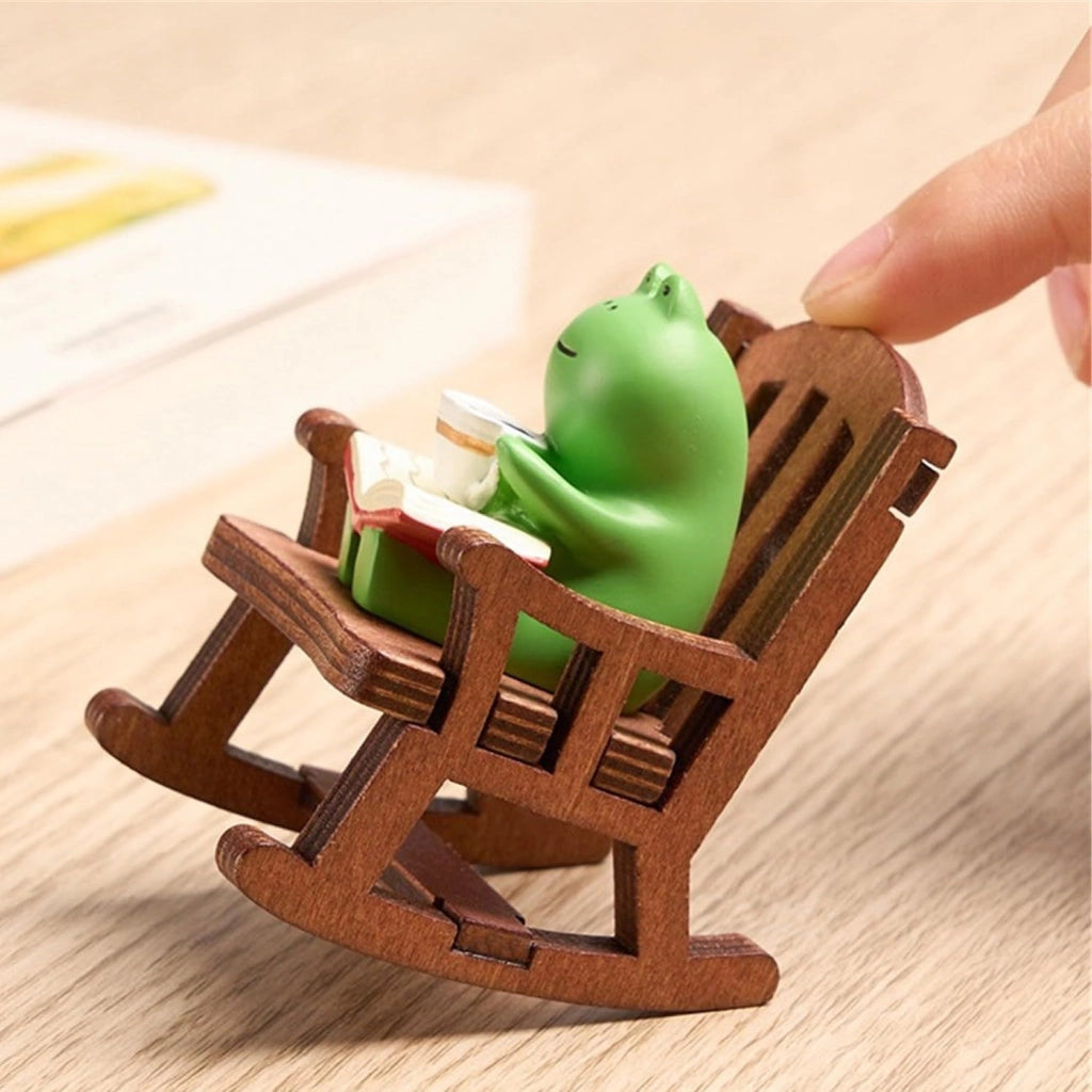 6 piccole statuette a forma di rana, adorabili decorazioni per ufficio e giardino