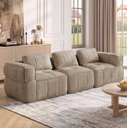 Divano modulare in poliestere color sabbia con pouf