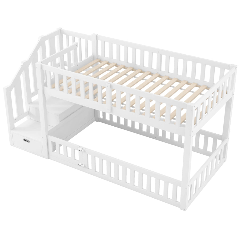 Letto a castello 90x200 cm in pino massello bianco con scala e spazio contenitivo