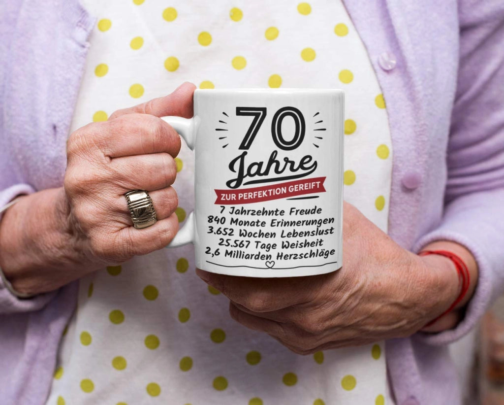 Mok, Vetroceramica, 330 ml. "70 anni per raggiungere la perfezione"
