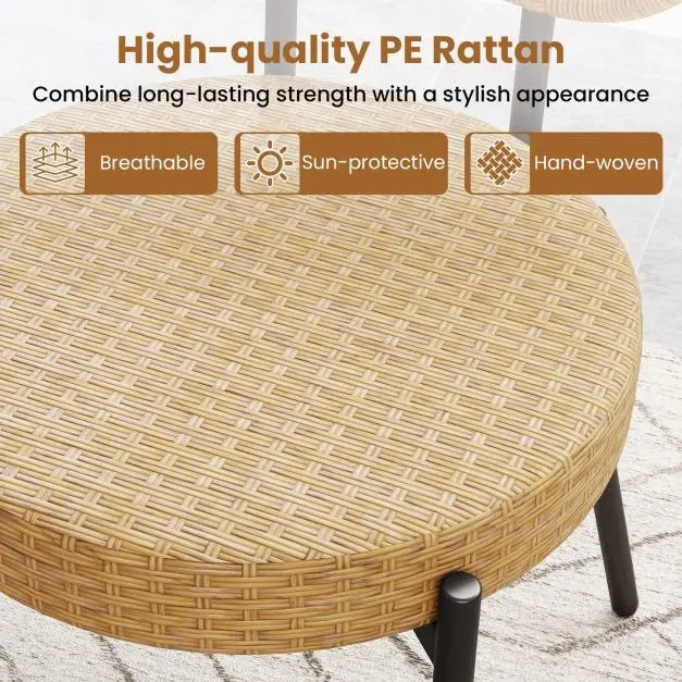 Set da bistro da giardino 3 pezzi in rattan PE e metallo con tavolino in vetro temperato e 2 sedie marrone per balcone e terrazza