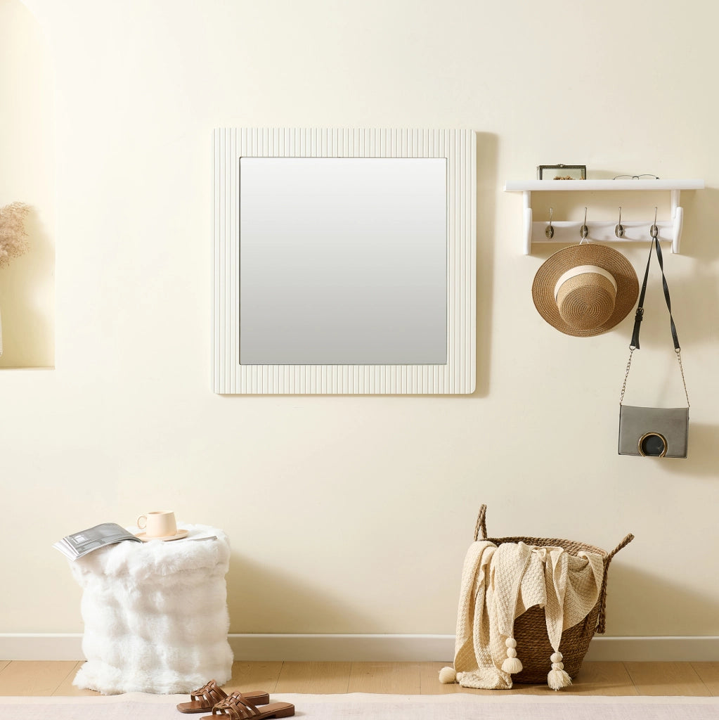 Specchio da parete quadrato 80x80 cm con cornice in MDF bianco a righe verticali