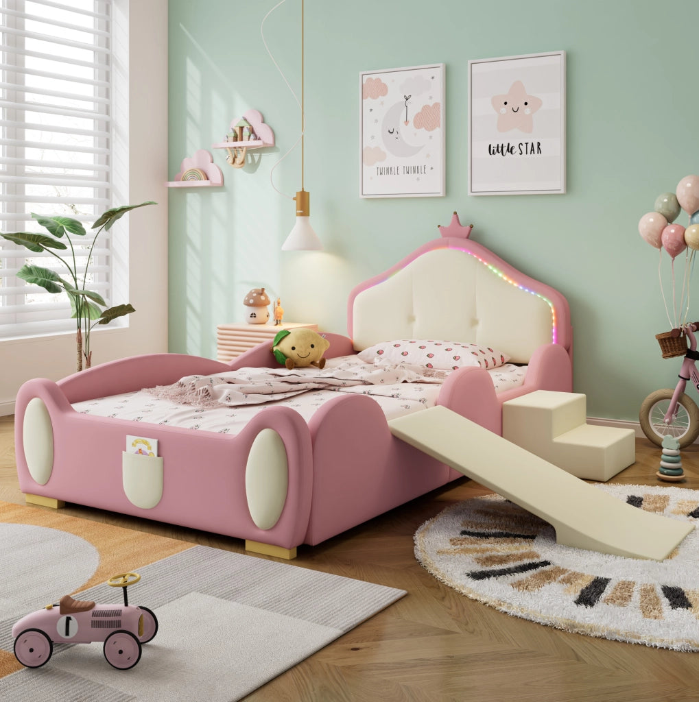 Letto per bambini imbottito 90x200 cm con scivolo; scala e LED multicolore; rosa e beige
