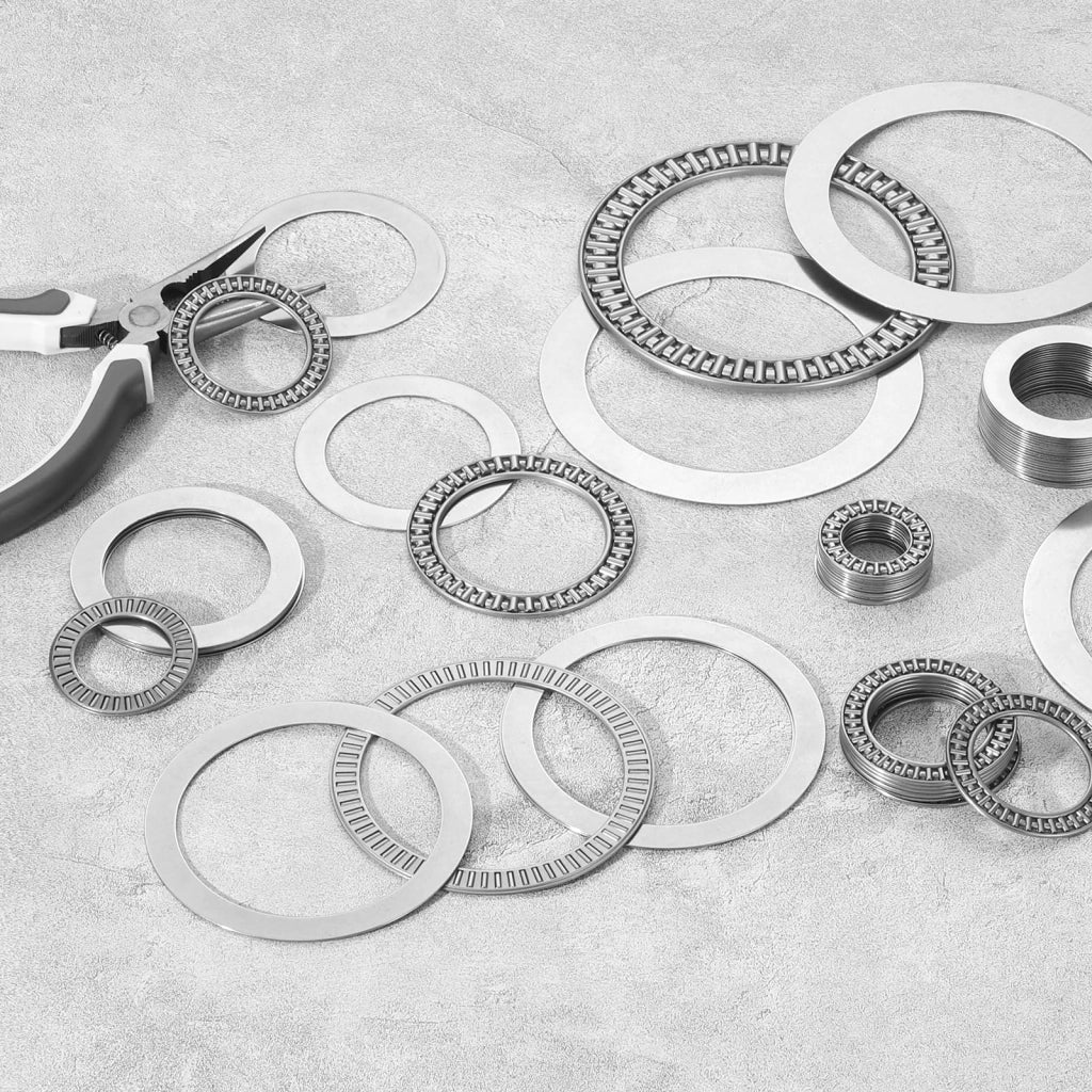 Kit cuscinetti a rulli conici 12x AXK1226 + 24 anelli di separazione 12x26x4 mm
