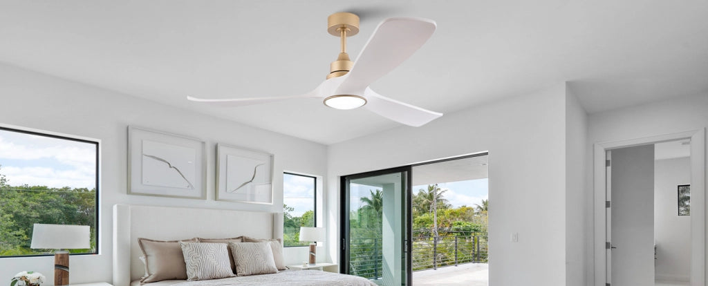 Ventilatore da soffitto con luce 52 pollici; 3 pale ABS; bianco e oro