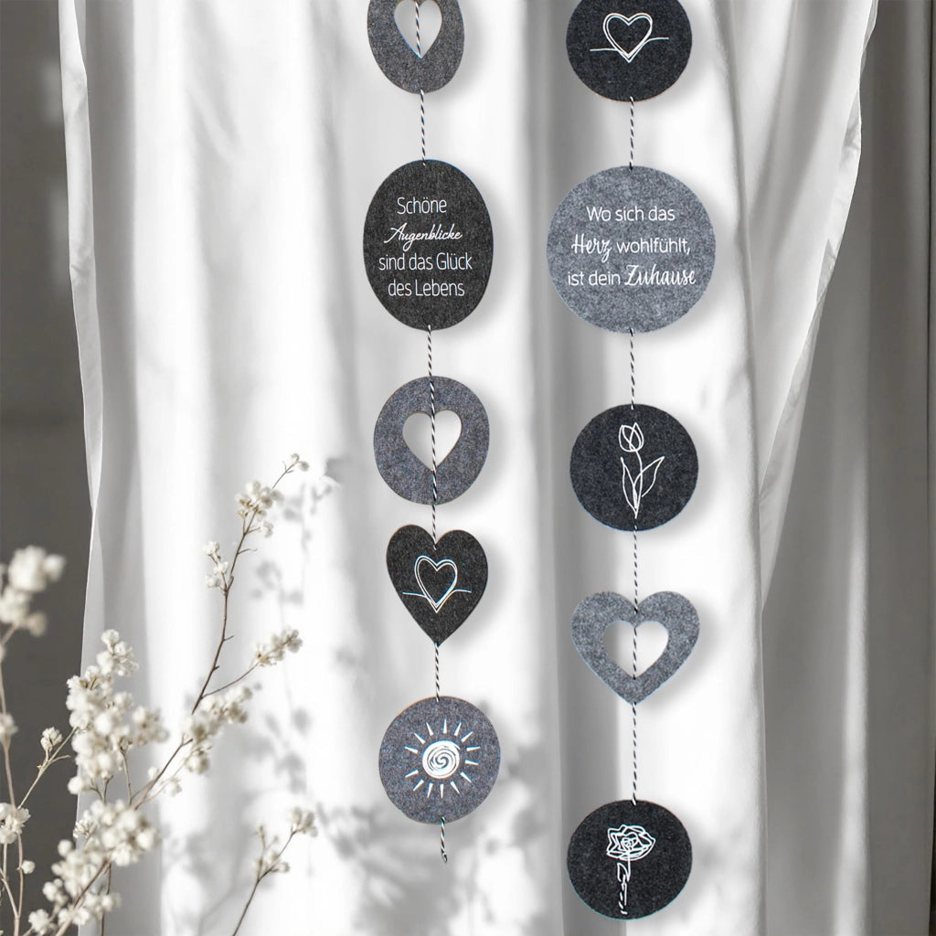 Ghirlanda decorativa con frasi, 145 cm, 7 ganci, 2 motivi assortiti