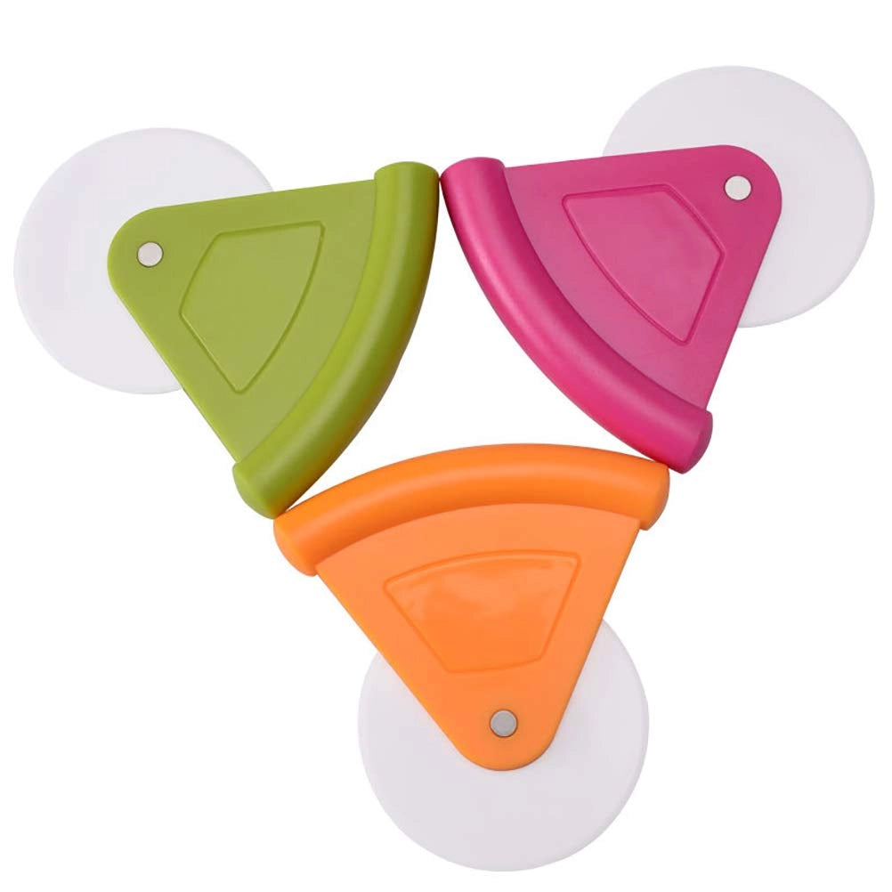 Tagliapizza con rotella, dimensioni 11,5 x 10,5 cm, realizzato in plastica ABS, adatto al lavaggio in lavastoviglie
