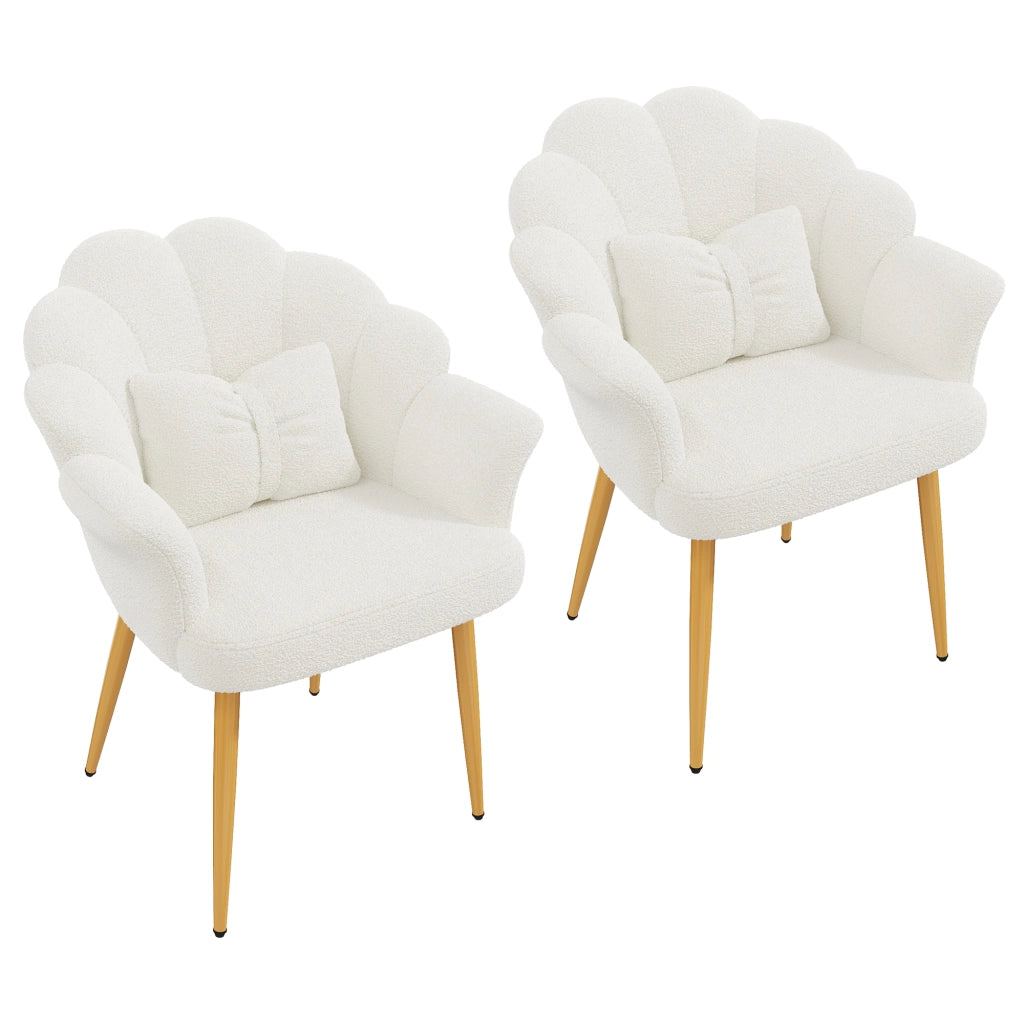 Set di 2 poltrone imbottite con braccioli in tessuto teddy bianco con cuscini a petalo e gambe metalliche moderne