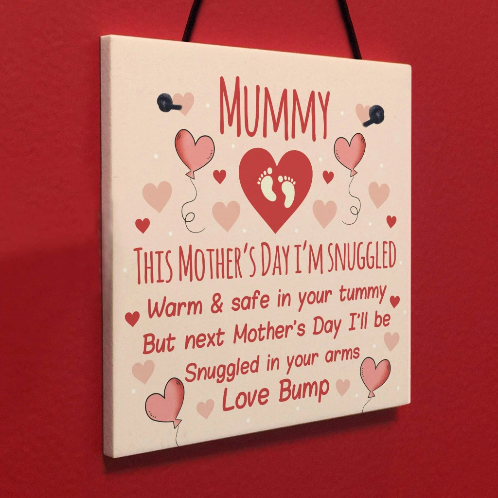 Biglietto per la festa della mamma con immagine di un pancione, formato 100 x 100 mm, colore rosa, materiale: plastica