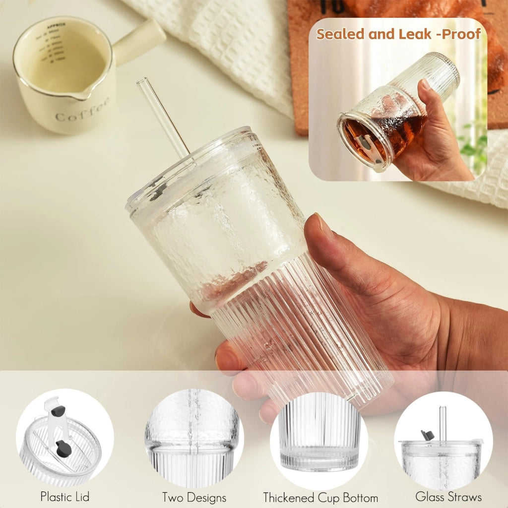 Set di 2 bicchieri da bevanda da 600 ml con coperchio e cannucce in vetro