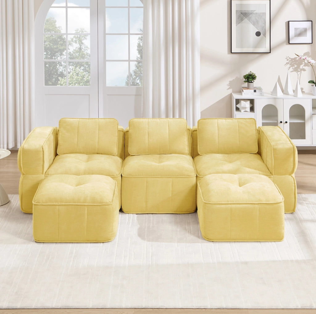 Divano modulare giallo in poliestere con pouf, 271 x 162 x 67 cm