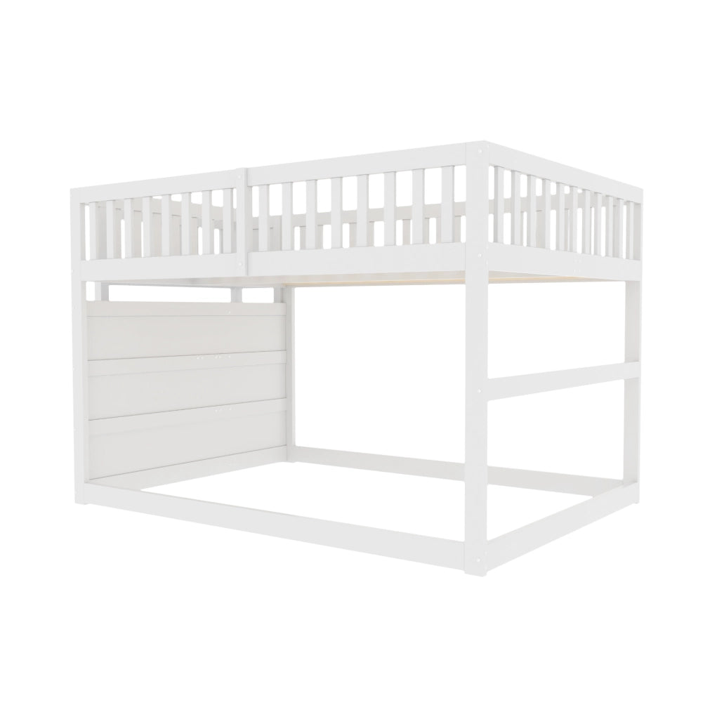 Letto a castello basso 140x200 cm in legno bianco con scaletta sicura e spazio contenitore