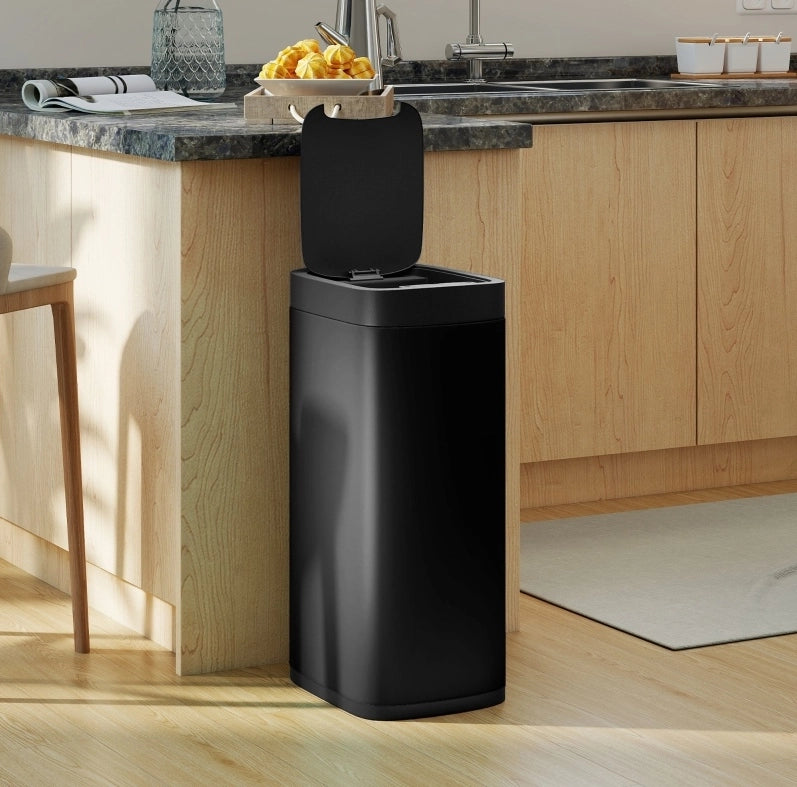 Pattumiera a sensore da 50 l in metallo nero, apertura automatica