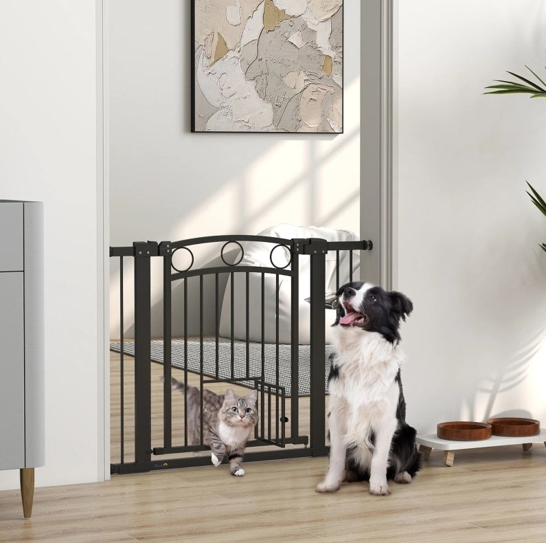 Cancelletto di sicurezza per animali 77 cm regolabile 76-104 cm nero con gattaiola