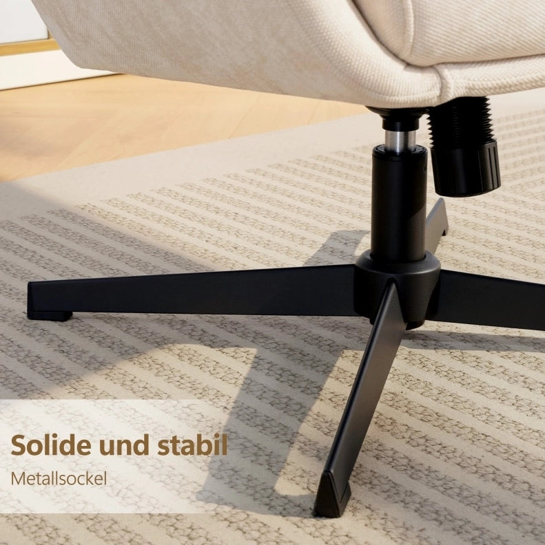 Poltrona relax beige con poggiapiedi, schienale alto e base in metallo