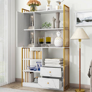 Libreria ULEVR con ripiani aperti, cassetti e vani chiusi, pannello truciolare bianco e oro effetto marmo