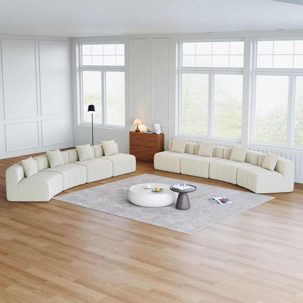 Modulo per divano curvo con 2 cuscini in ciniglia beige