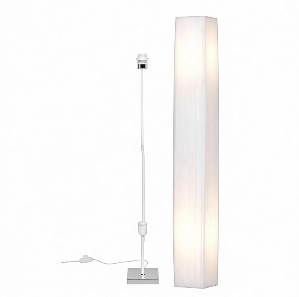Lampada da terra a colonna bianca con interruttore a pedale