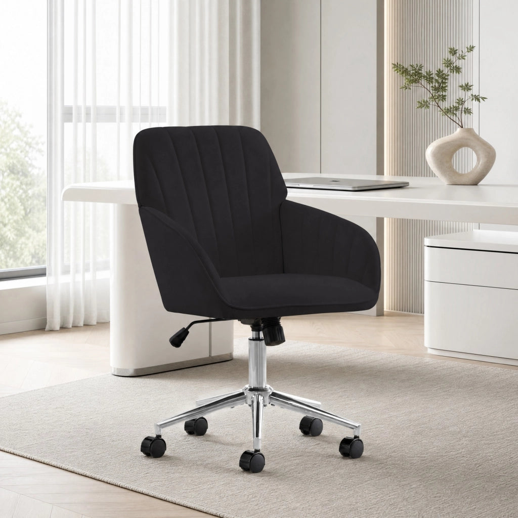 Sedia da ufficio ergonomica nera in velluto, regolabile in altezza, per smart working