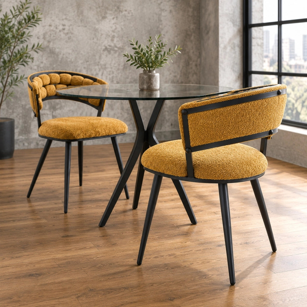 Set di 2 sedie da pranzo con schienale avvolgente in velluto giallo e metallo nero