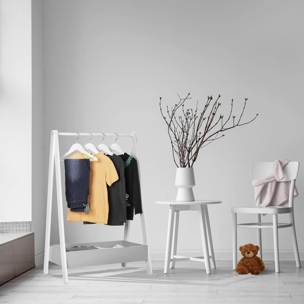Appendiabiti per bambini, dimensioni 99x63,5x42 cm, bianco e grigio, con barra e ripiano