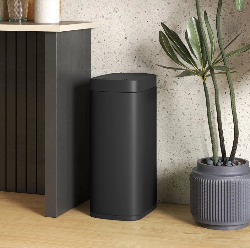 Pattumiera a sensore da 50 l in metallo nero, apertura automatica