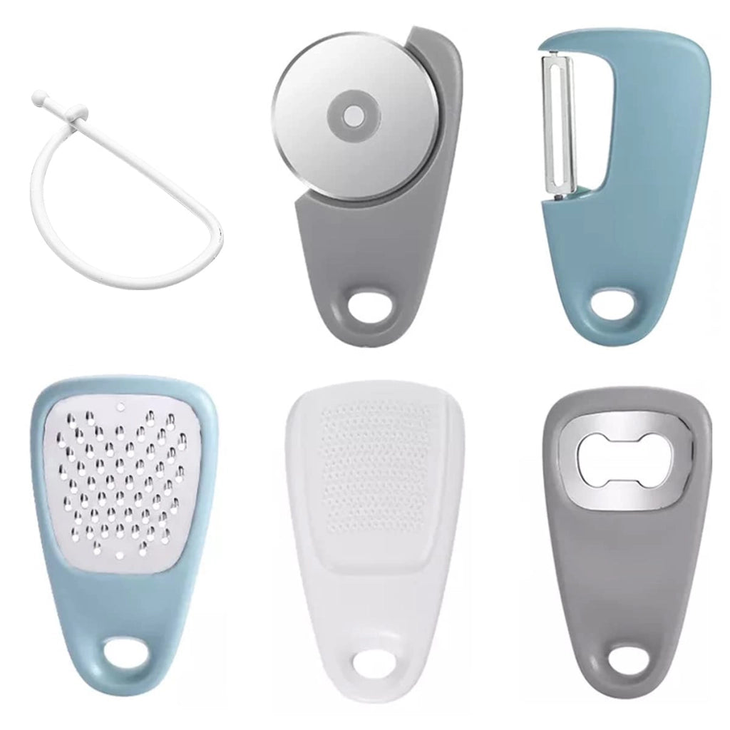 Set di 5 utensili da cucina: grattugia, pelapatate, tagliapizza e altro.