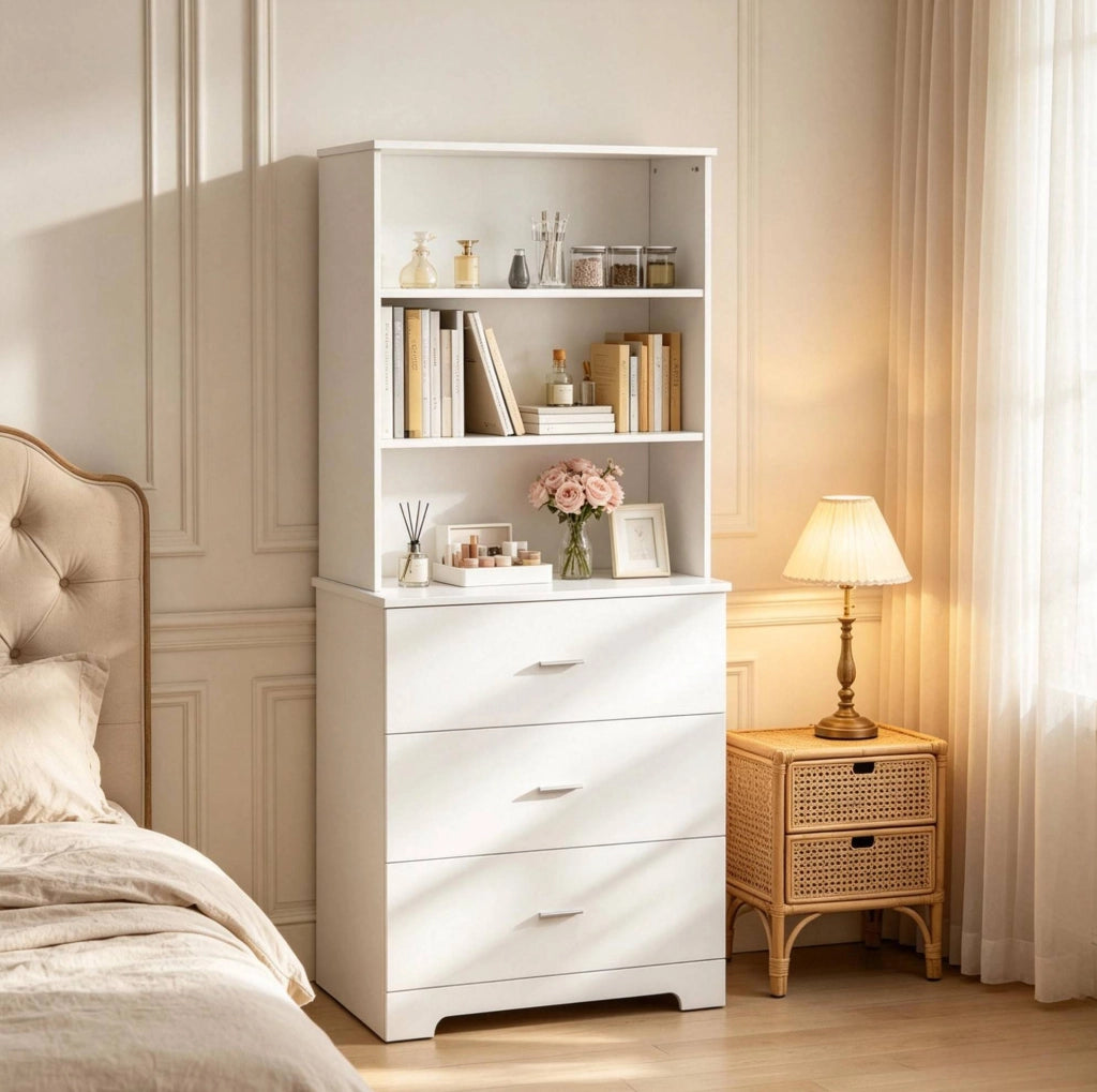 Libreria bianca con 3 ripiani aperti e 3 cassetti