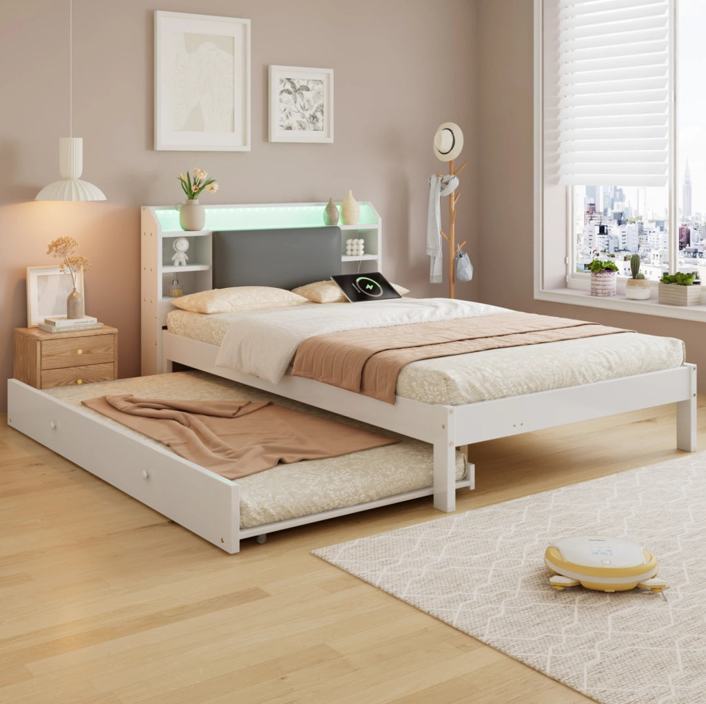 Letto in legno bianco 120x200 cm con letto estraibile 90x190 cm, testiera imbottita, LED e stazione di ricarica