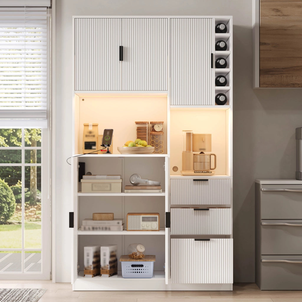 Mobile da buffet 105 × 40 × 180 cm con ripiani regolabili led prese portabottiglie bianco in MDF