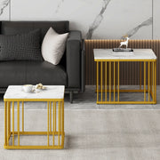 Tavolini da salotto quadrati set di 2 in MDF bianco effetto marmo lucido con gambe dorate regolabili e sovrapponibili