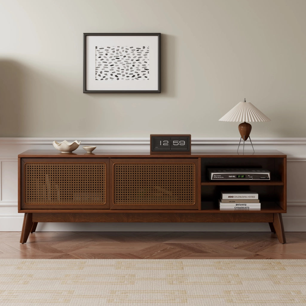 Mobile TV in MDF e legno massello con ante in rattan, noce