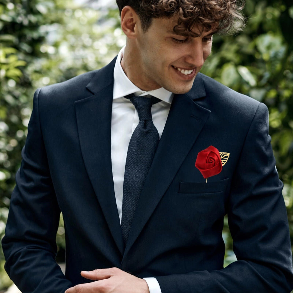 24 rose, boutonniere da sposa e per altri eventi.