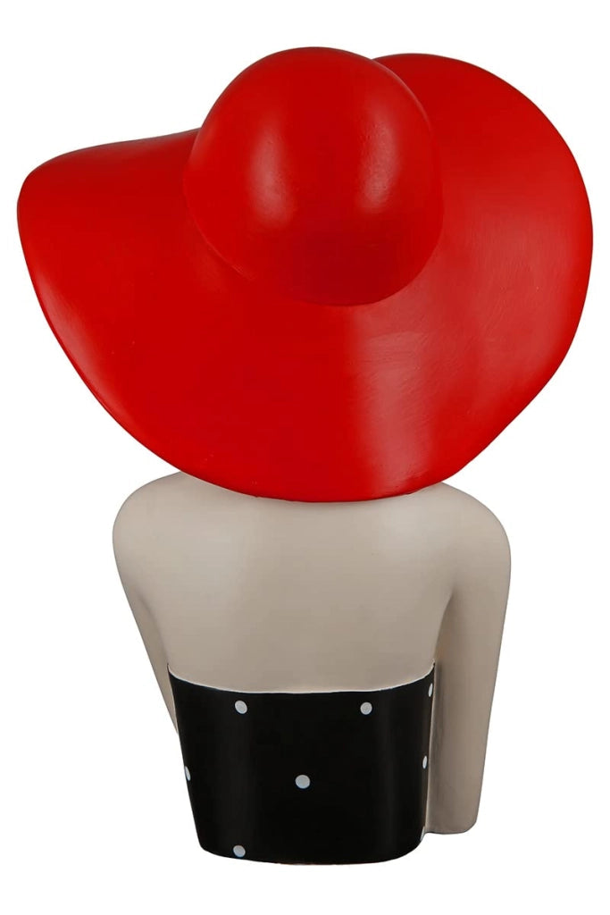 "Poly-Figur Lady" con cappello rosso, realizzata in resina, altezza 27 cm