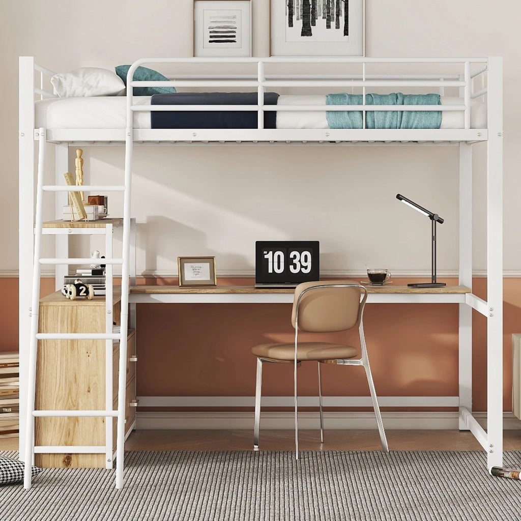 Letto a soppalco 140 × 200 cm con scrivania a L cassetti struttura in metallo e MDF bianco