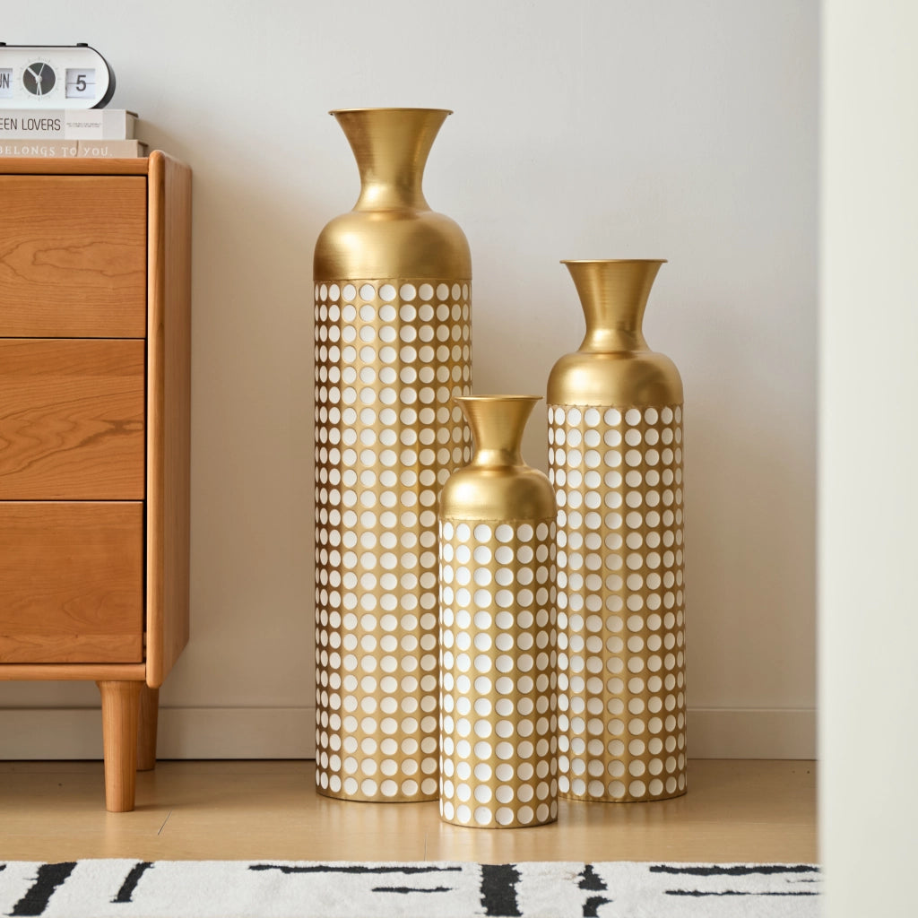 Set di vasi da pavimento 3 pezzi in metallo bronzo antico e bianco a pois per decorazioni interne ed esterne protette