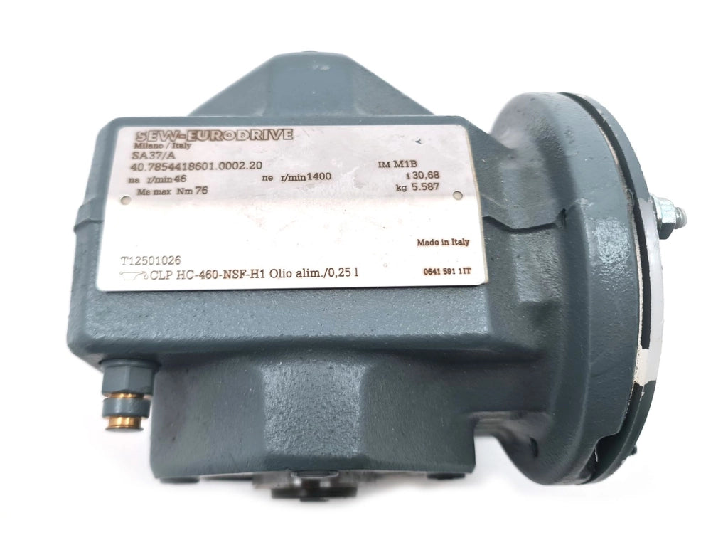 Riduttore a Vite Senza Fine SEW-EURODRIVE Serie SA37/A Posizione M1B Rapporto per 46/1400 RPM Serial N. T12501026