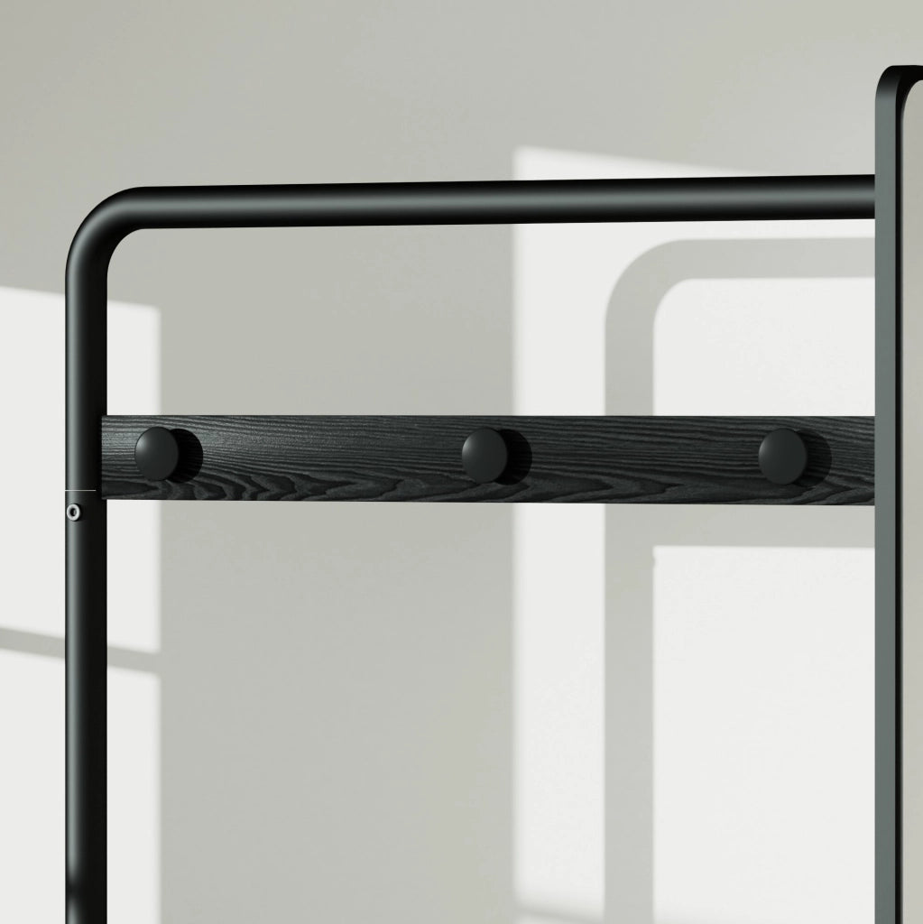 Appendiabiti mobile in metallo con specchio 70x40x170 cm, design 3-in-1 con cesto e ruote, colore nero