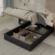 Letto matrimoniale 140 × 200 cm con testiera alta e spazio sottoletto, senza materasso, in velluto grigio
