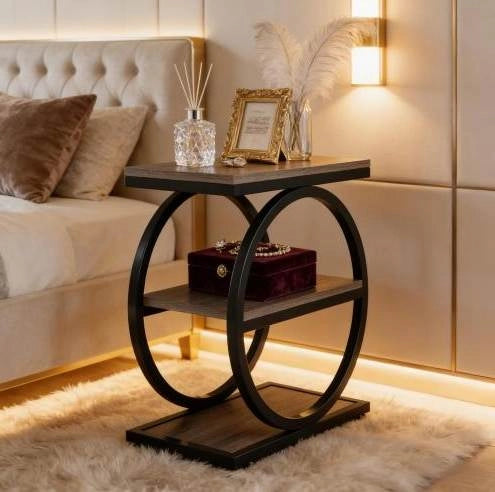Tavolino laterale a 3 ripiani in MDF e metallo nero e grigio HOMVRA